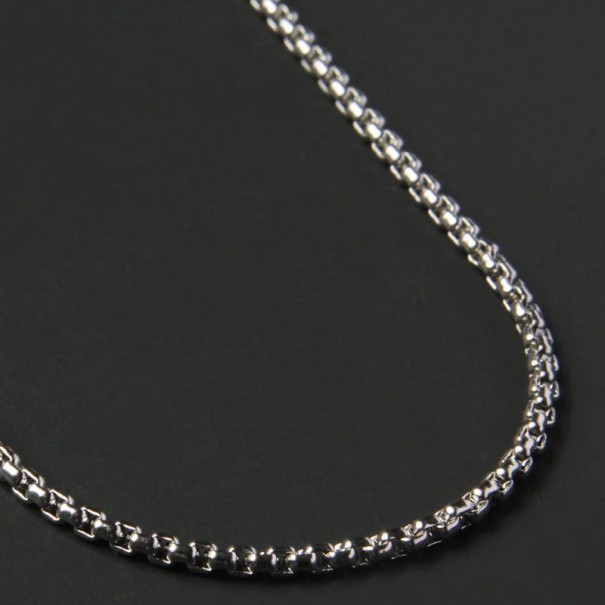 Cadena de hombre plateado 60 cm