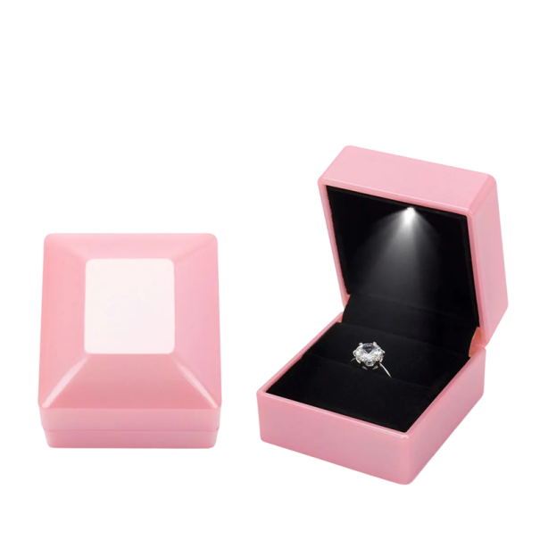 Caja de anillo iluminada por LED 5,8 x 6,3 x 5 cm Vitrina de lujo para joyas Embalaje premium para anillos con iluminación interior Elegante estuche de regalo para compromisos rosa