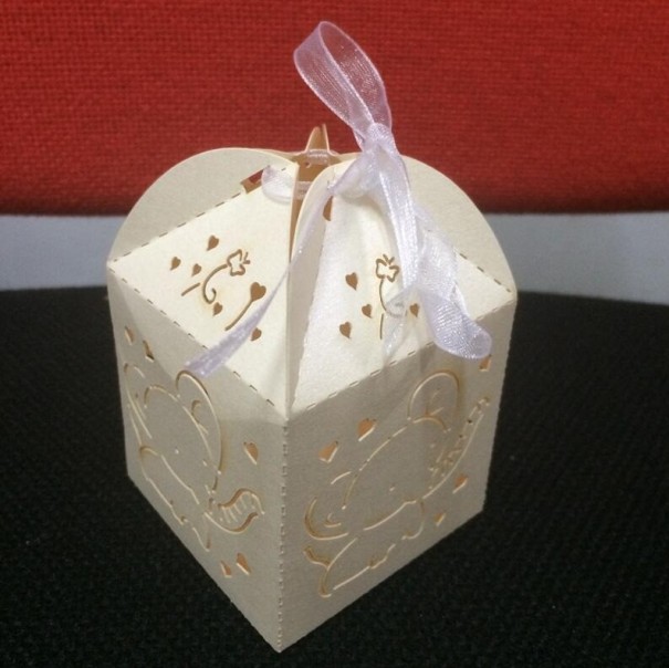 Caja de regalo infantil con elefante 10 uds. beige