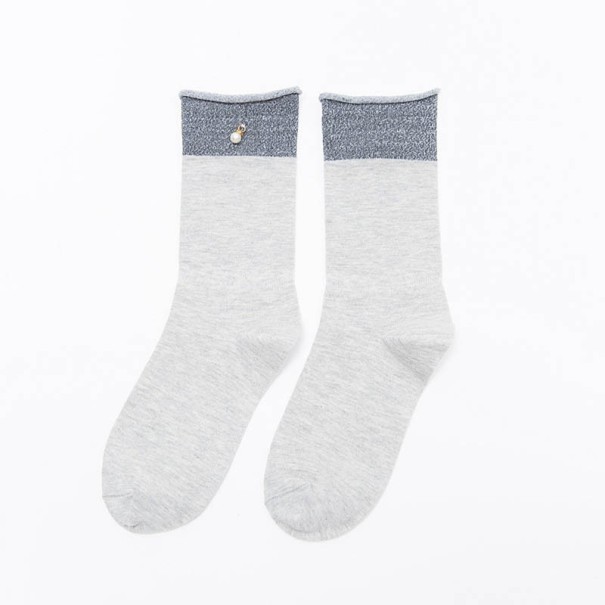 Calcetines de mujer con perlas gris claro