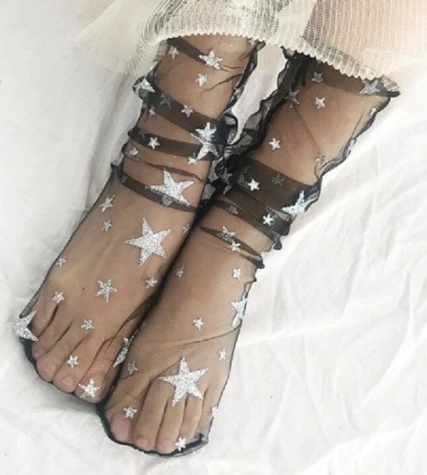 Calcetines transparentes de mujer con estrellas negro