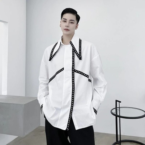 Camisa de hombre con tachuelas blanco M