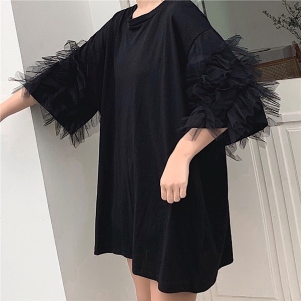 Camiseta oversize de mujer con volantes negro