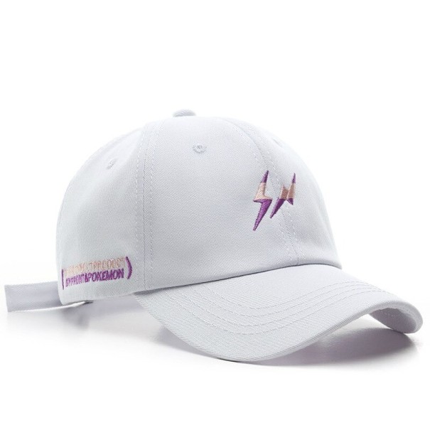 Cappellino con fulmine bianco