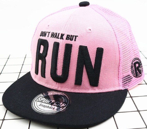 Cappellino snapback per bambini con scritta 4