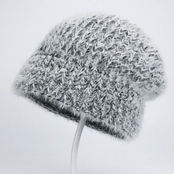 Cappello beanie lavorato a maglia da donna grigio chiaro