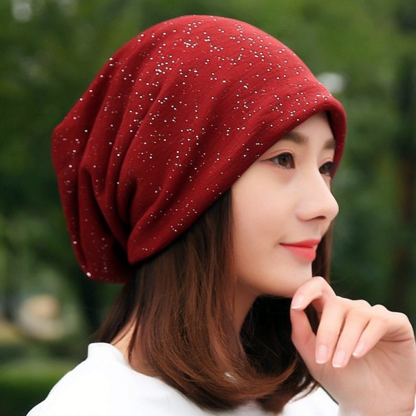 Cappello da donna con paillettes rosso