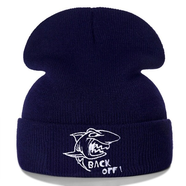 Cappello invernale con stampa di squalo blu scuro