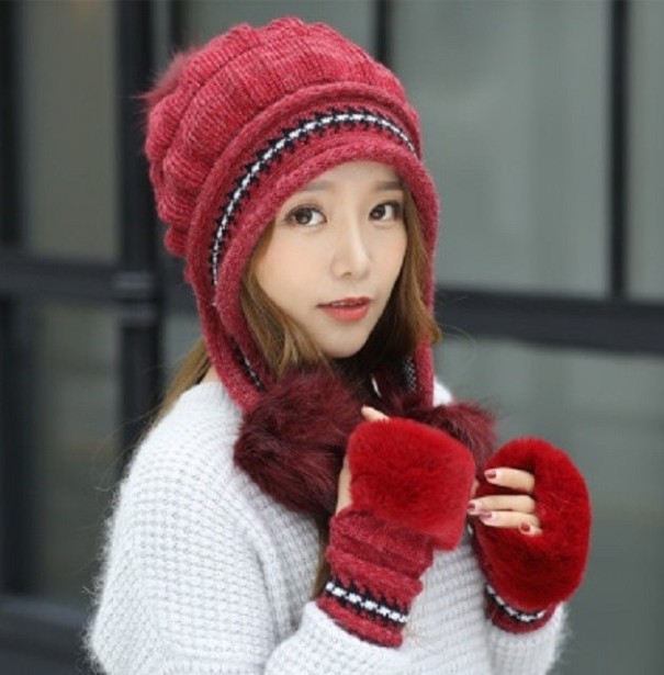 Cappello invernale da donna con guanti rosso
