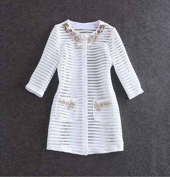 Cappotto leggero da donna con fiori J1213 bianco S