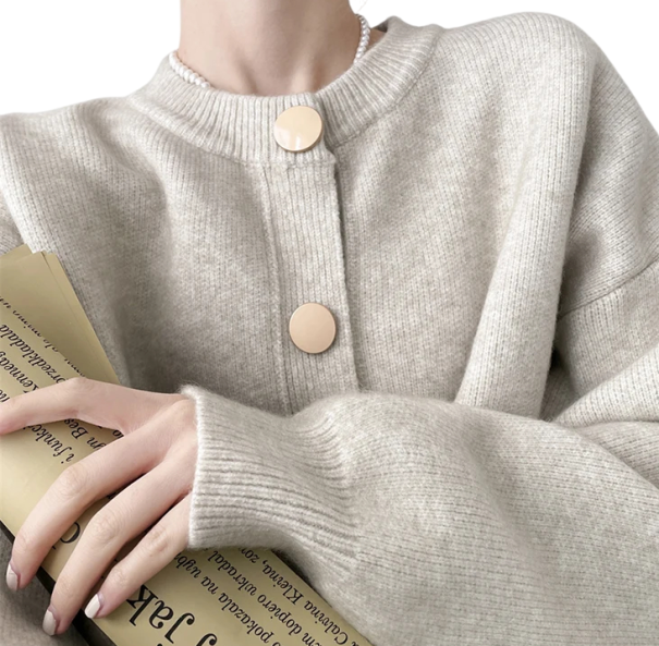 Cardigan feminino de algodão e acrílico com mangas longas e fecho de botões Sweater de uma só cor em tamanho universal Moda feminina elegante cinzento