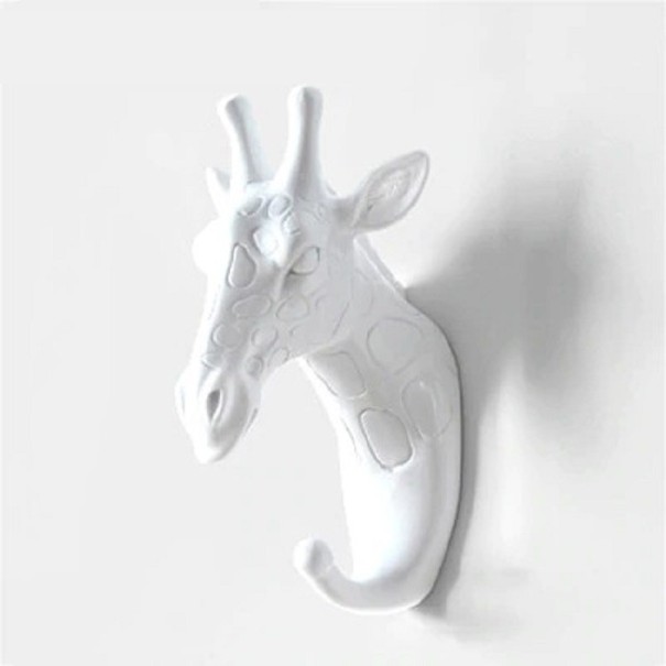 Cârlig decorativ în formă de animal alb 4