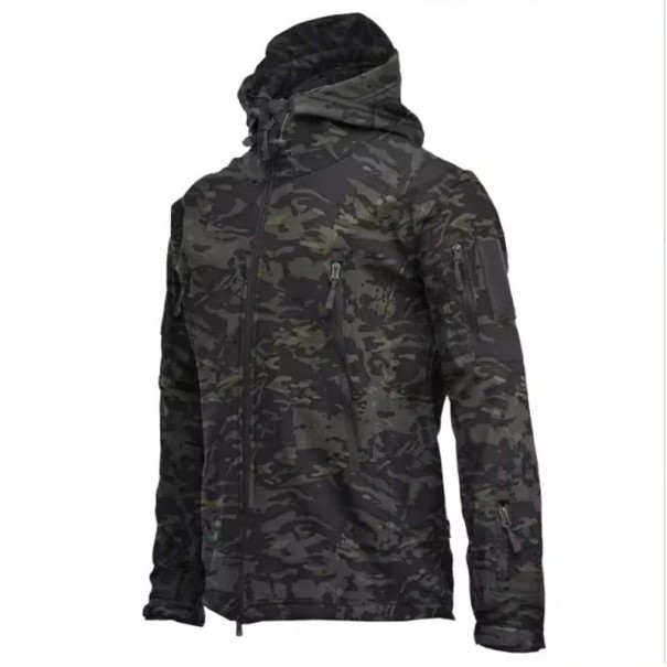 Casaco de inverno masculina impermeável com capuz e fecho éclair camuflada preta com padrão de camuflagem ALGODÃO POLIESTER com bolsos várias S