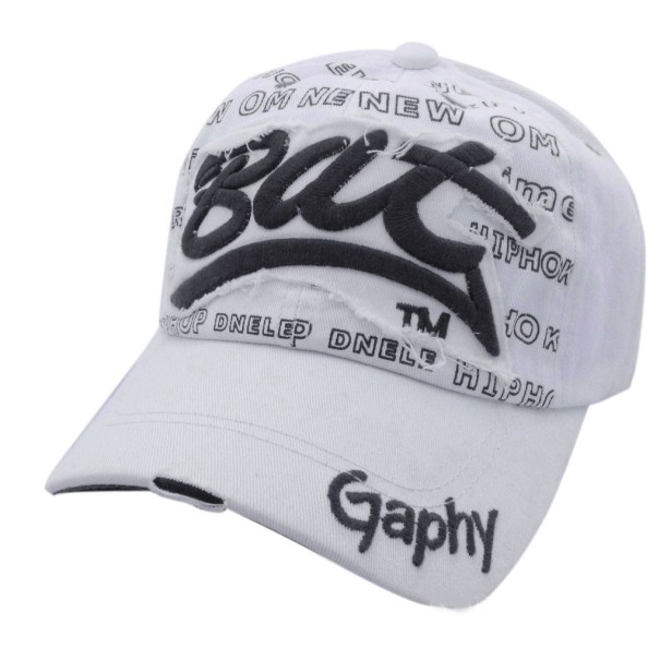 Casquette avec inscription T17 8