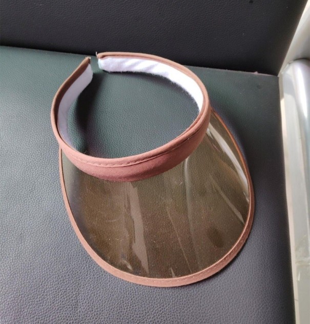 Casquette d'été marron