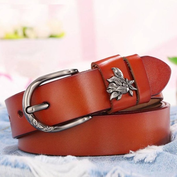 Ceinture en cuir pour femme avec décoration marron clair 100 cm