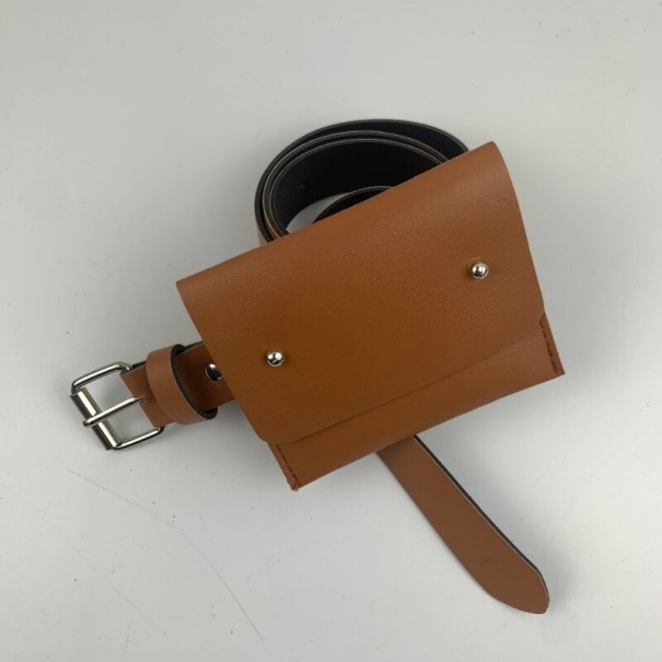 Ceinture en cuir pour femme avec poche marron clair 2