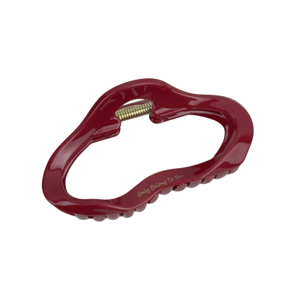 Červený skřipec do vlasů Oválný otevřený design Univerzální velikost Lehký vlasový klip pro rychlé sepnutí Elegantní doplněk 1