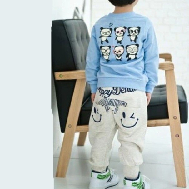 Chándal para niño L2268 gris claro 8-9 años