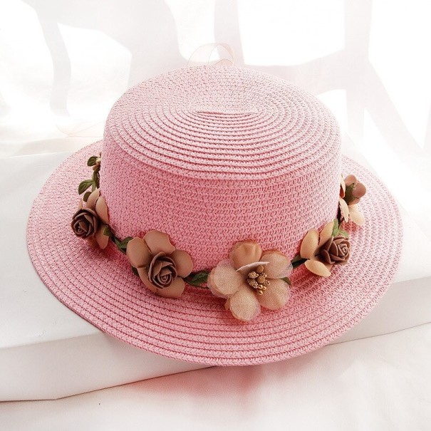 Chapeau d'enfant avec des fleurs T862 rose clair