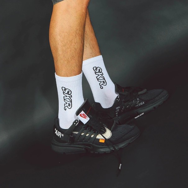 Chaussettes longues pour hommes blanc