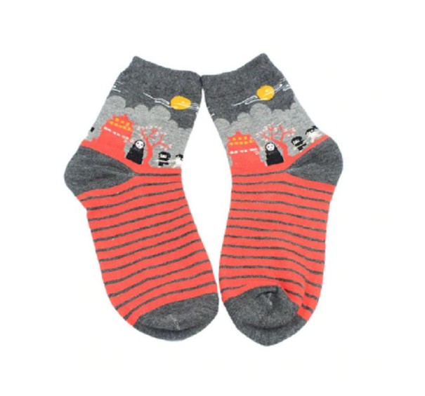 Chaussettes pour femmes avec des motifs de contes de fées gris