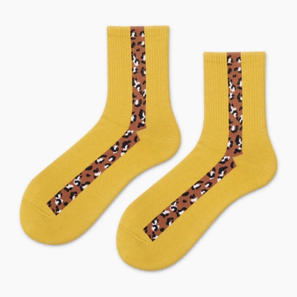 Chaussettes pour femmes avec rayure léopard jaune