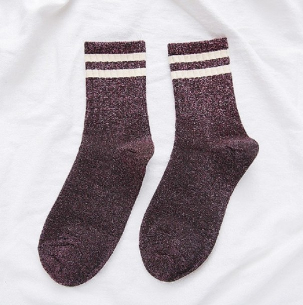 Chaussettes scintillantes pour femmes avec rayures violet foncé