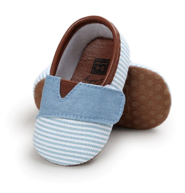 Chaussures modernes pour enfants bleu clair 12-18 mois