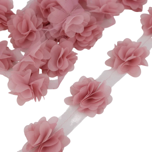 Chiffonlint met bloemblaadjes 5 cm 60 stuks bloemen Decoratief bloemenlint voor naaien versiering van kleding bruiloftdecoratie handgemaakt donkerroze