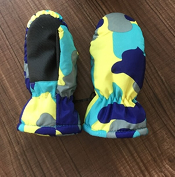 Children's Camouflage Mittens light blue