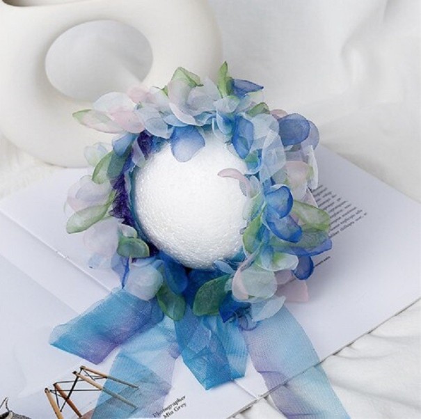 Children's Hat with Flowers A457 1