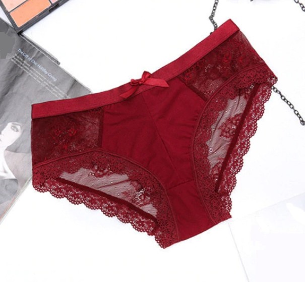 Chiloții din dantelă ai Paulei burgundy XXL Chiloții din dantelă ai Paulei burgundy XXL