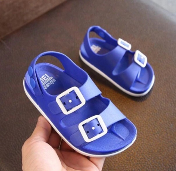 Chlapčenské sandále s prackami modrá 29