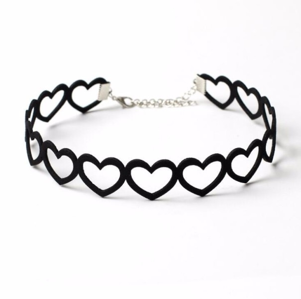 Choker met hartpatroon J679 2