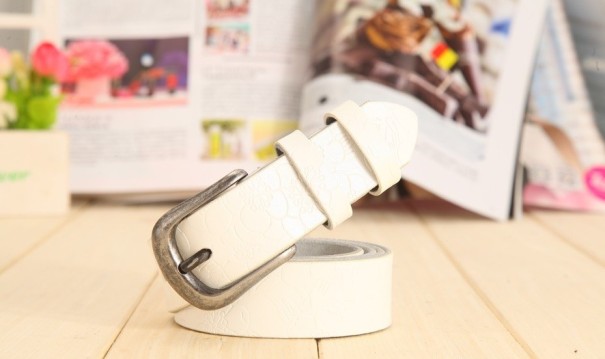 Cinturón de piel elegante J3079 blanco 120 cm Cinturón de piel elegante J3079 blanco 120 cm