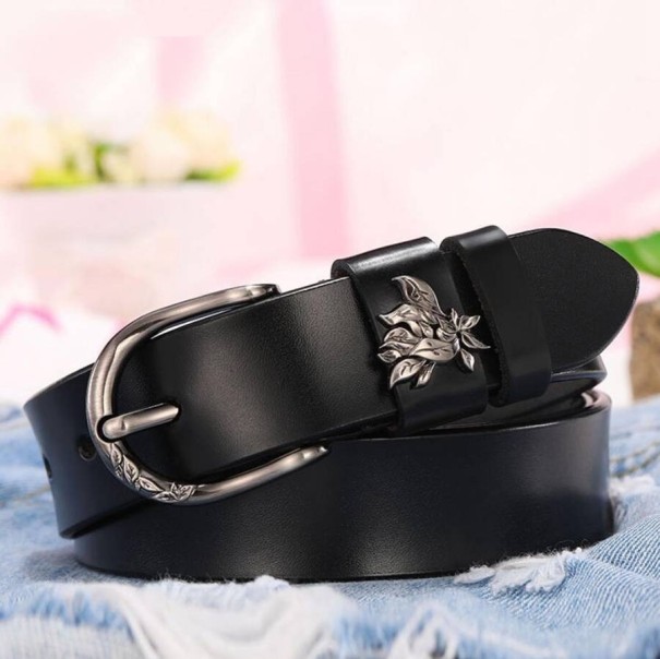 Cinturón de piel para mujer con decoración. negro 105 cm