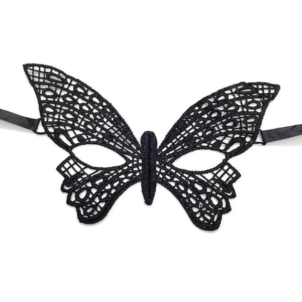 Čipková maska s motívom motýľa 1