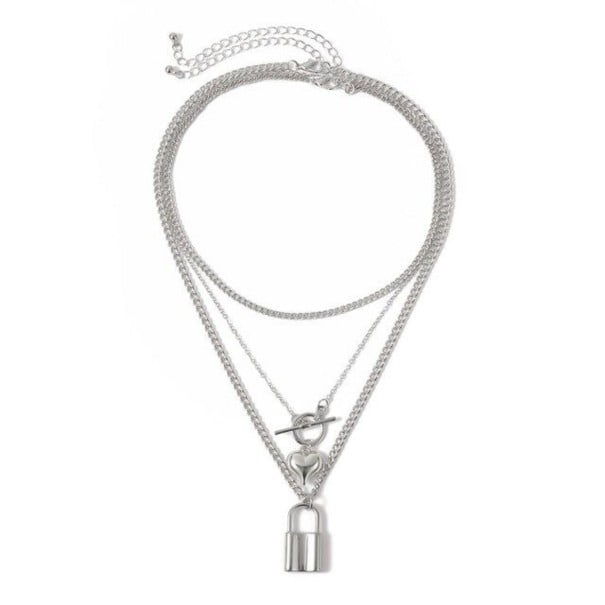 Colar feminino com coração e fecho prateado
