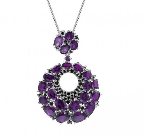 Colar feminino com pendente D687 roxo