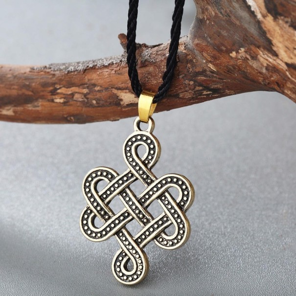 Colar Masculino com Pendente dourado