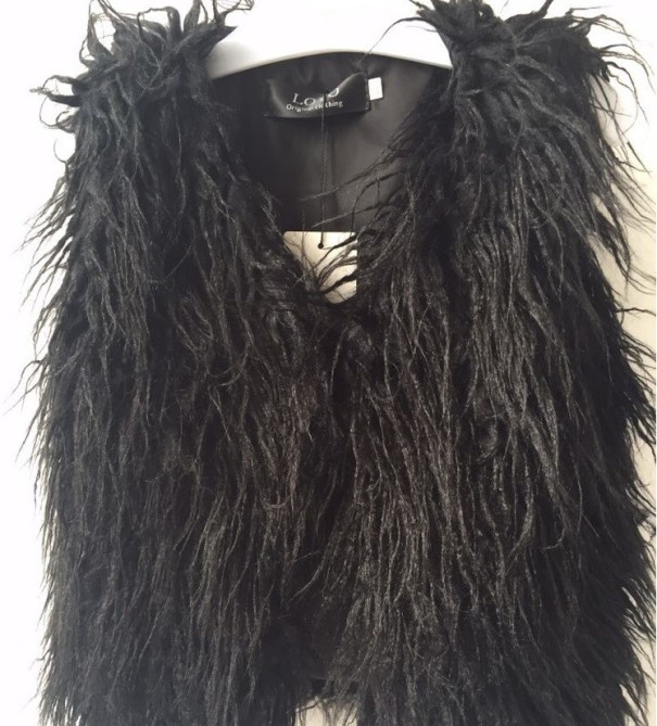 Colete peludo para menina J2489 preto 18-24 meses