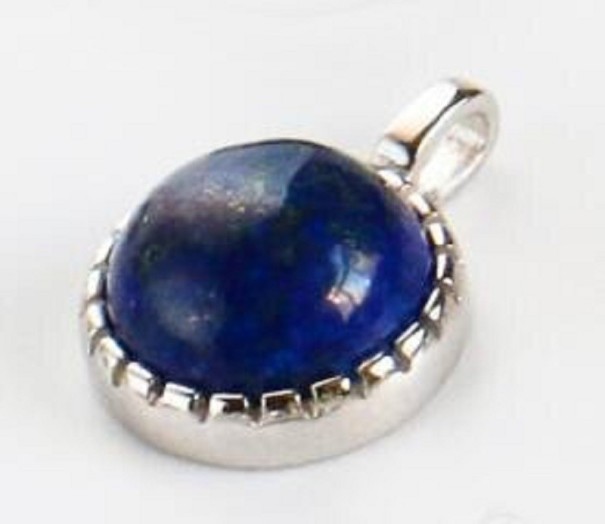 Colgante con piedra plateado 8