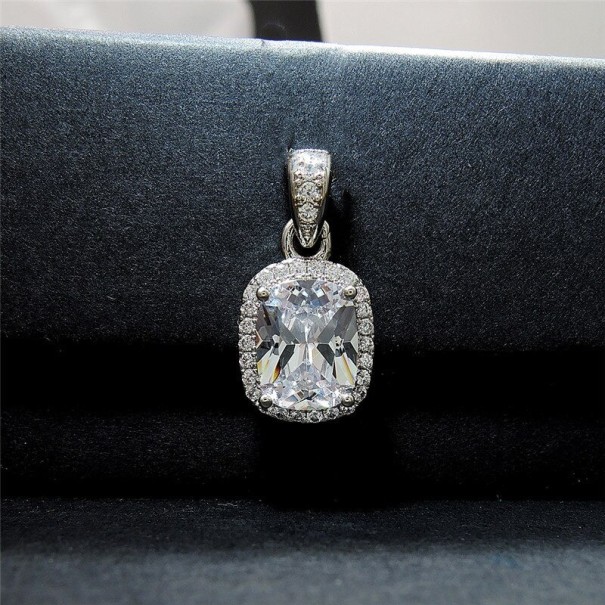 Colgante de mujer D833 blanco