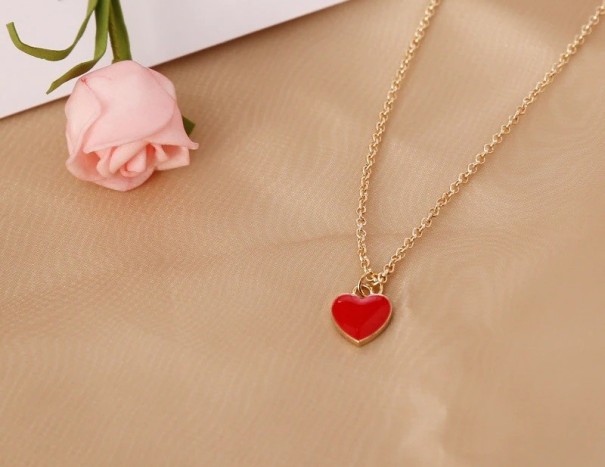 Collana da donna a forma di cuore D176 rosso