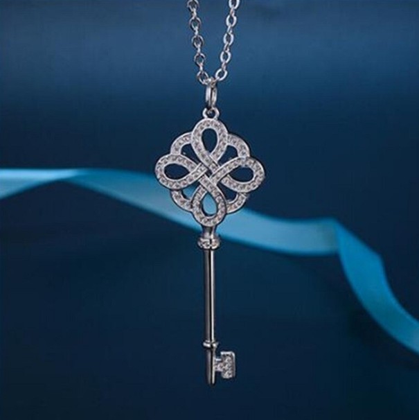 Collana da donna con chiave G603 1