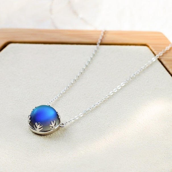 Collana da donna con motivo alberi blu scuro