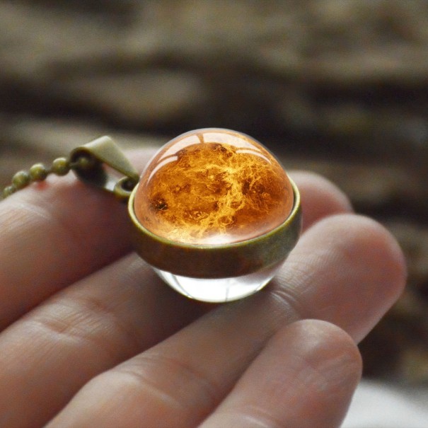 Collana da donna con pianeta D378 oro 9