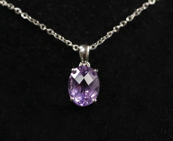 Collana da donna con pietra D777 2