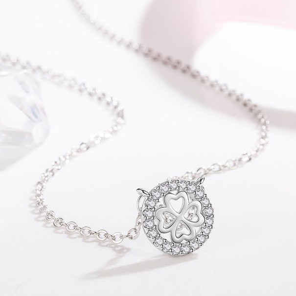 Collar de mujer con colgante circular D770 blanco